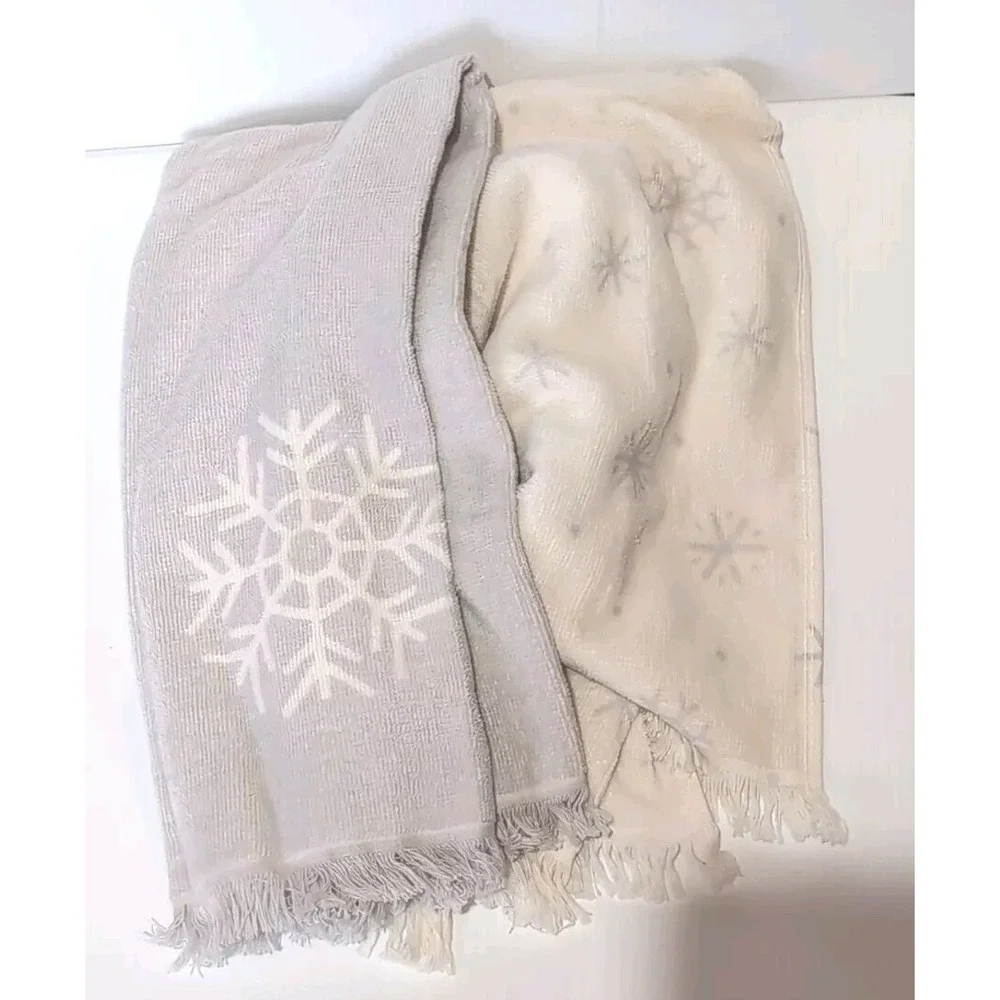 Target 2 Piece Wondershop Winter Hand Towels 15x25